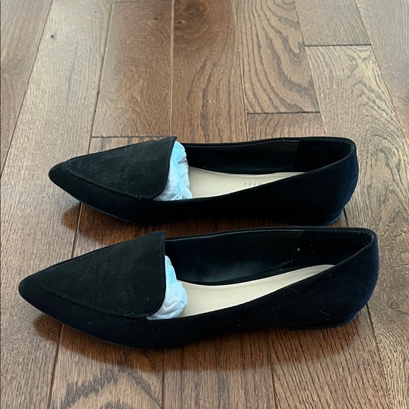 Kelly & Katie Classic Black Pointed Toe Loafers, size 8.5 - Picture 7 of 9